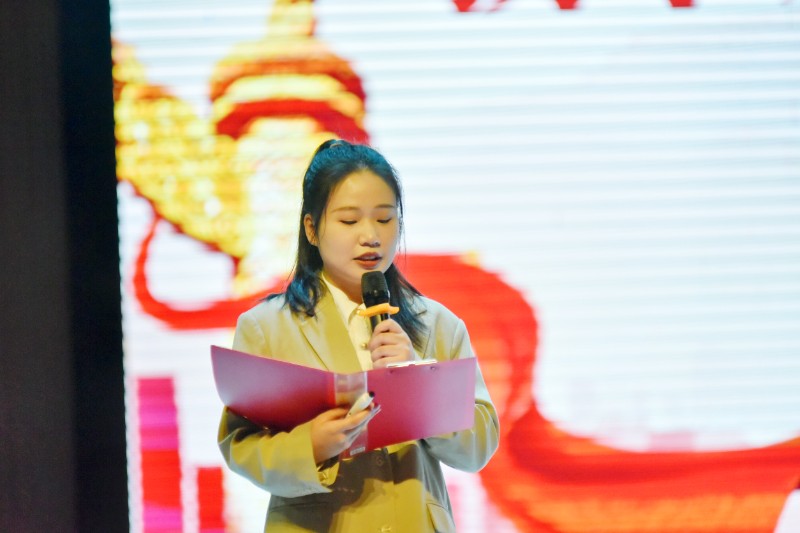 李沛婕.jpg